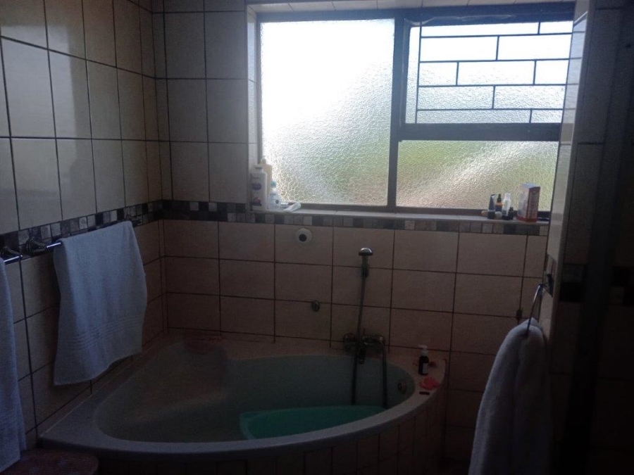 4 Bedroom Property for Sale in Aston Bay Eastern Cape
